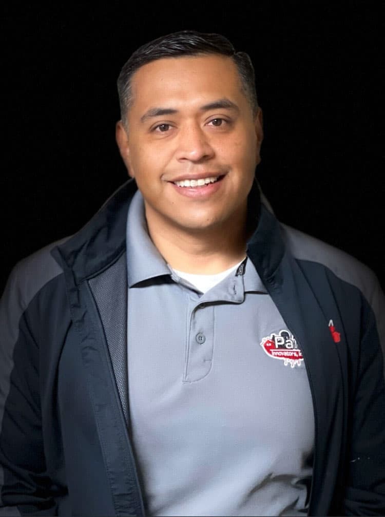 Victor Caldera Headshot